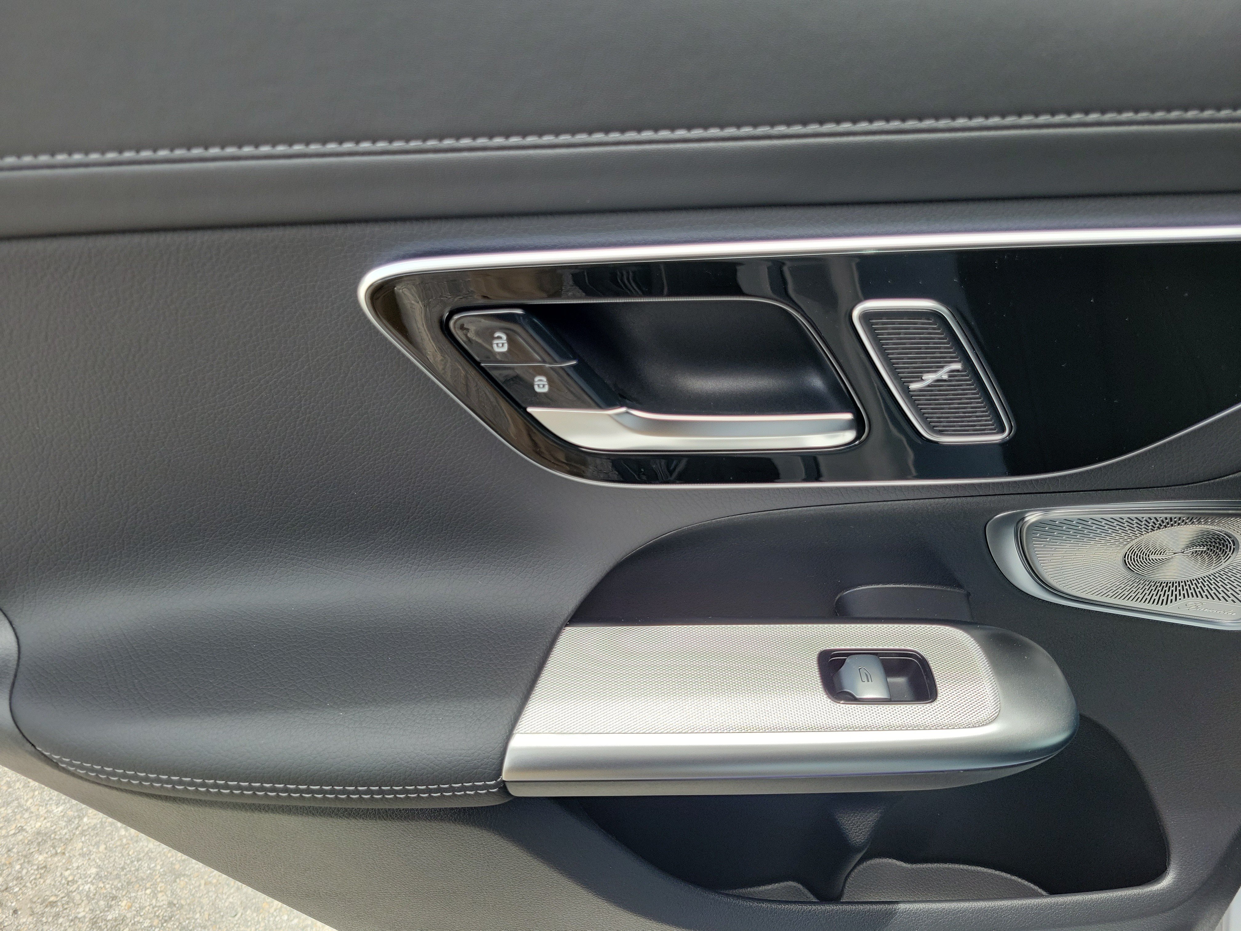 New 2026 Cirrus Silver Metallic Mercedes-Benz GLC 300 image 49