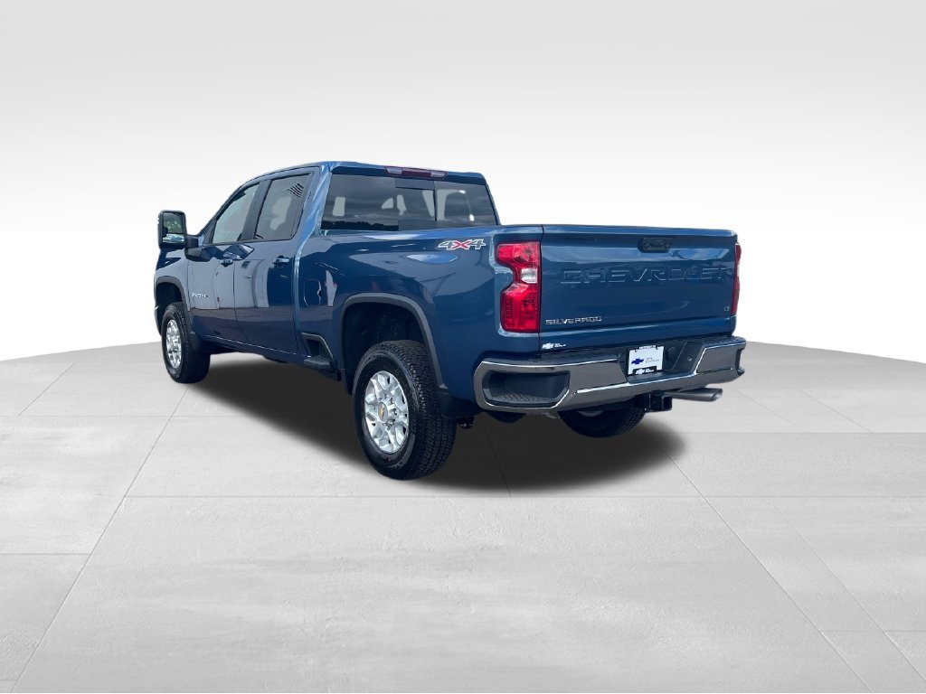 New 2026 Lakeshore Blue Metallic Chevrolet LT image 3
