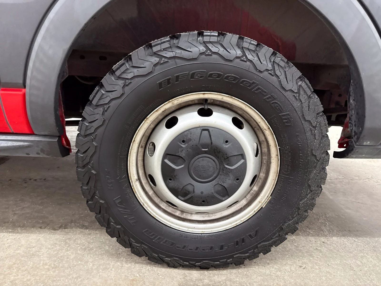 Used 2016 Red Ford Base image 16