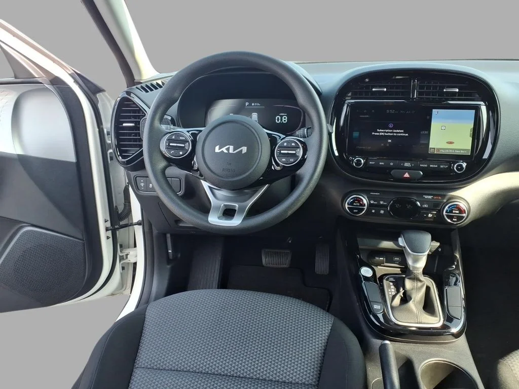 Used 2023 White Kia S image 13