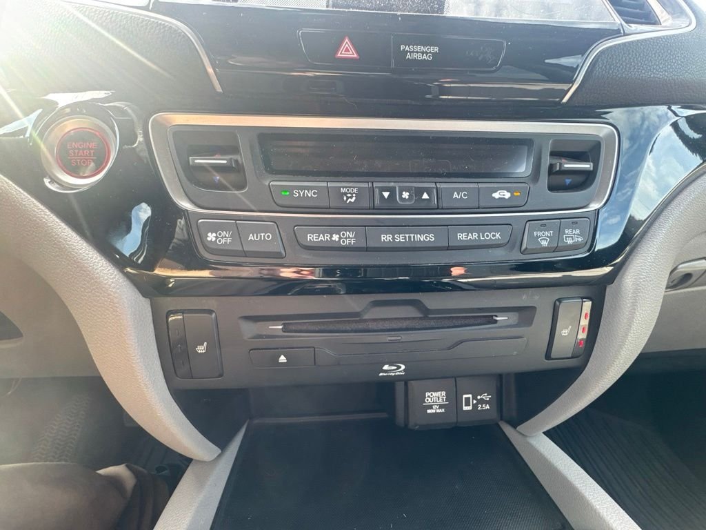 Used 2019 Gray Honda Touring image 19