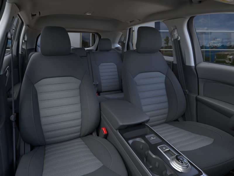 2023 Ford Edge SE - Photo 10