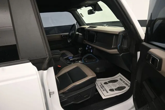 Used 2024 White Ford Wildtrak image 12