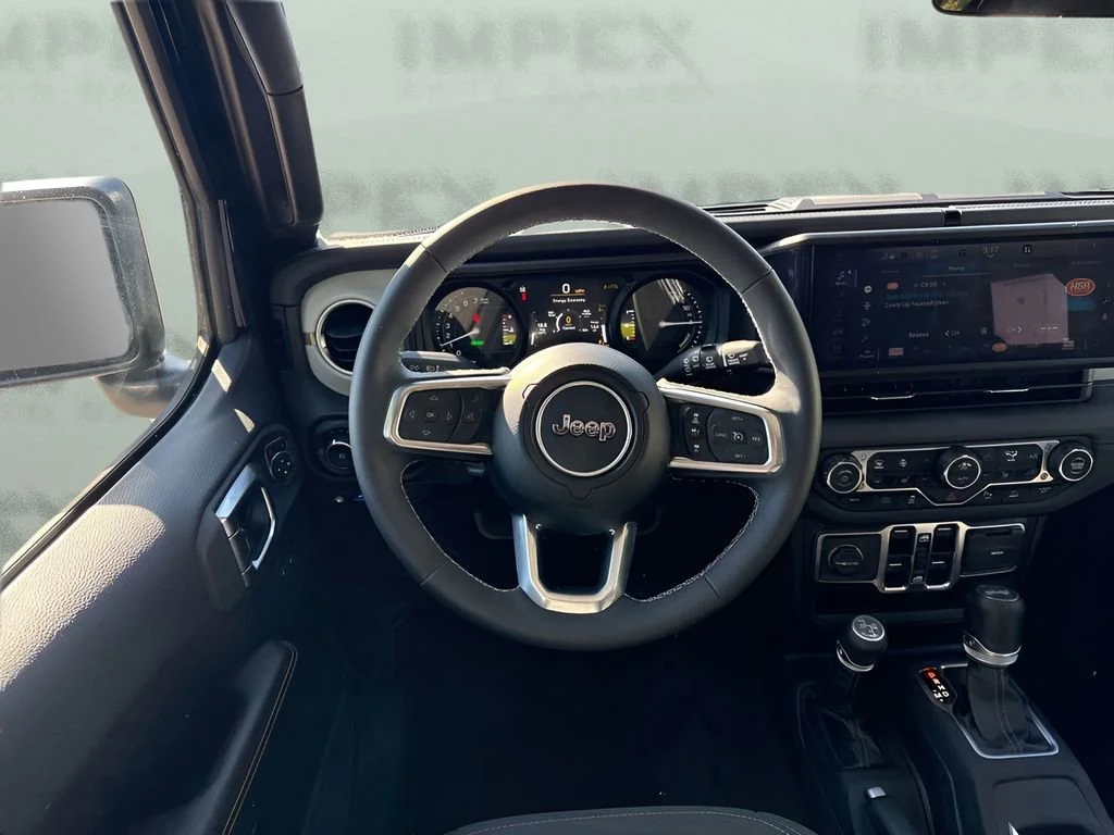 Used 2025 Black Jeep Sahara image 12