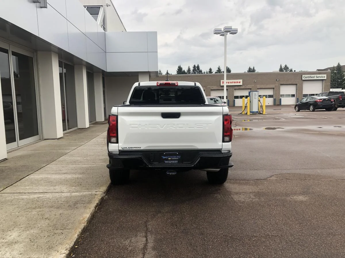 New 2026 White Chevrolet 4wd Crew Cab Trail image 6