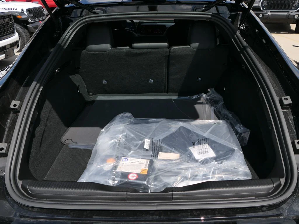 New 2026 Black Dodge R/T Scat Pack image 18