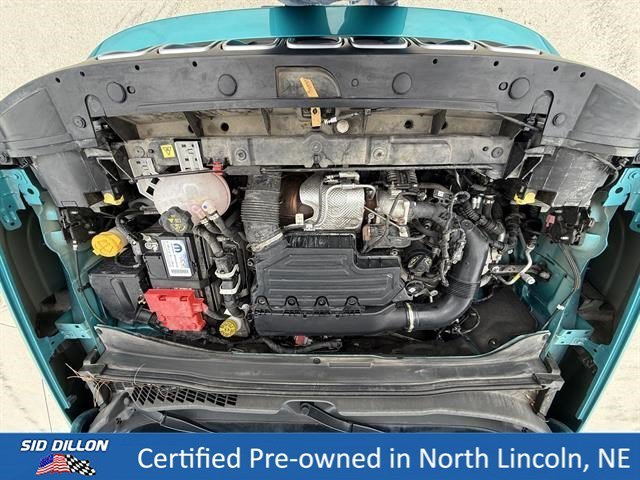 Used 2022 Bikini Metallic Clearcoat Jeep Latitude image 10