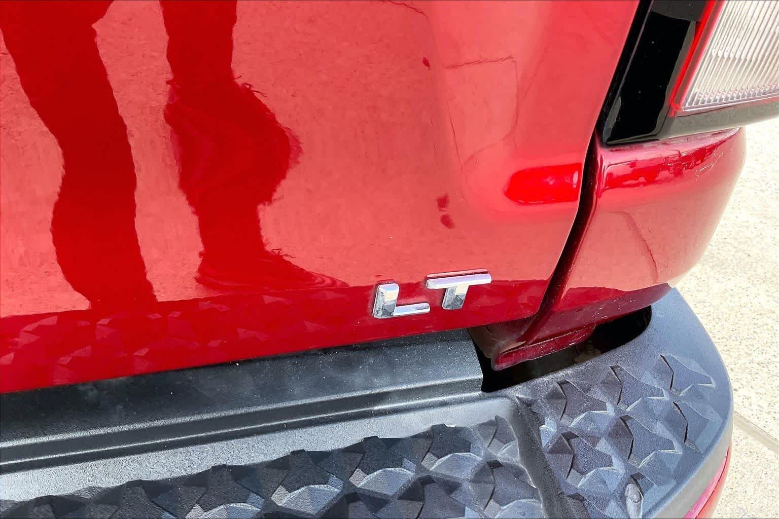 Used 2023 Radiant Red Tintcoat Chevrolet 2WD LT image 26