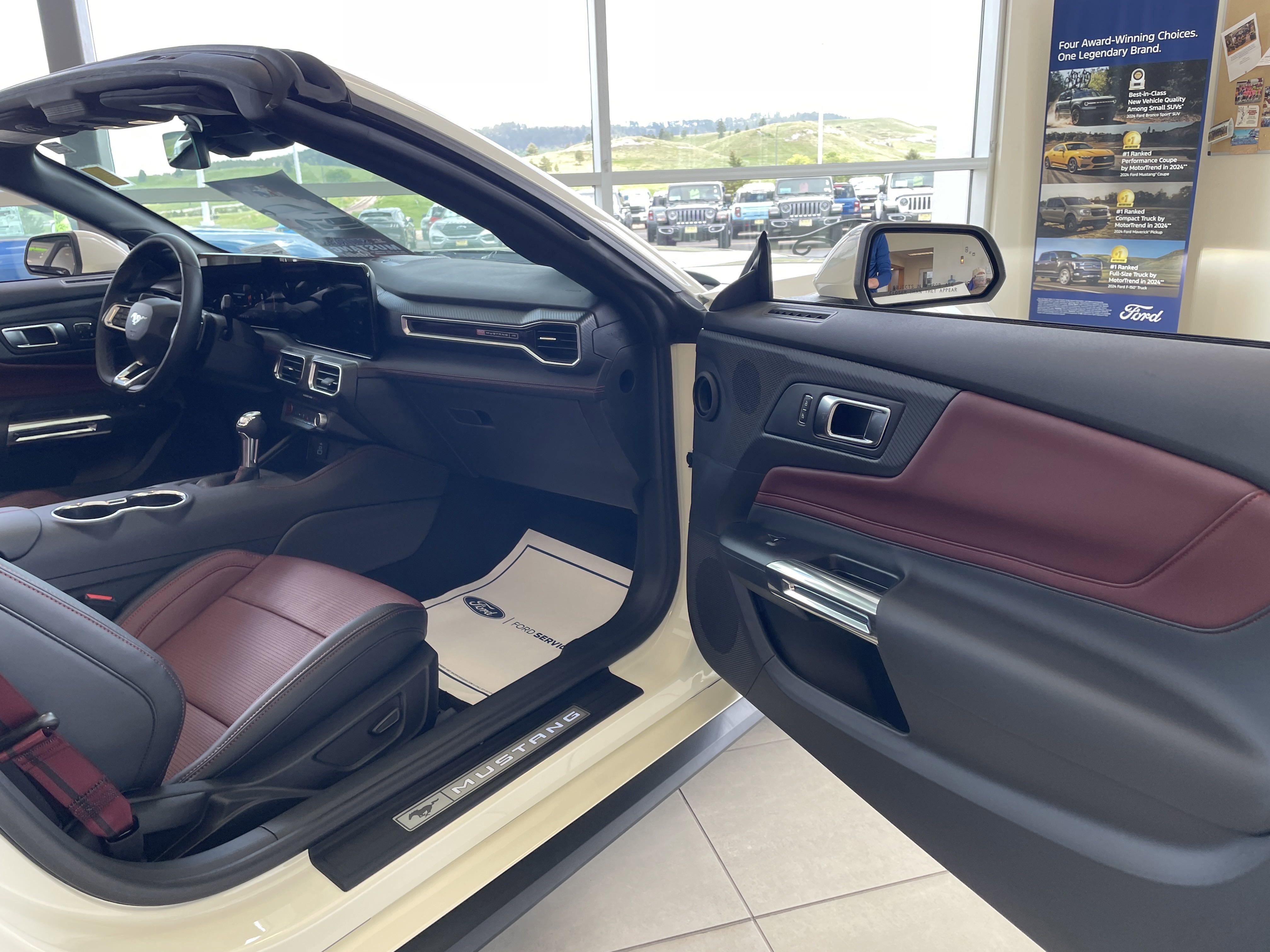 2025 Ford Mustang GT Premium Convertible - Photo 35