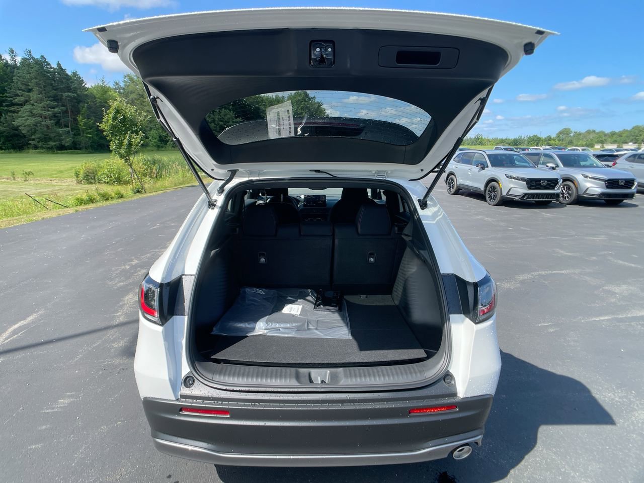 New 2026 Platinum White Pearl Honda AWD Sport image 22