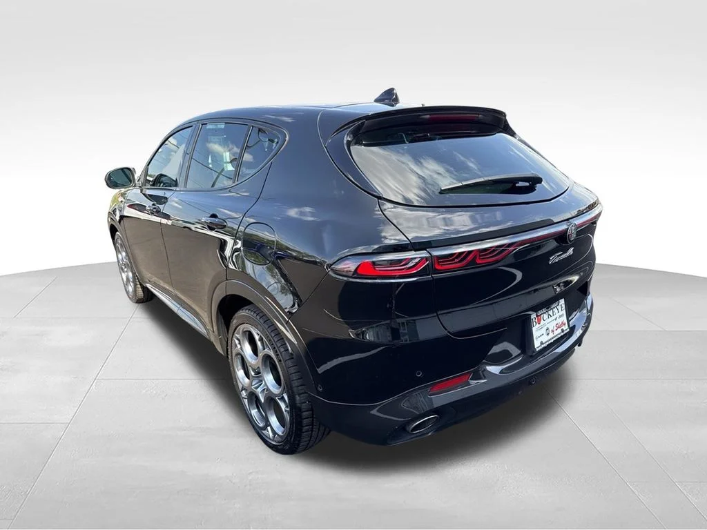 Used 2024 Black Alfa Romeo Veloce image 5