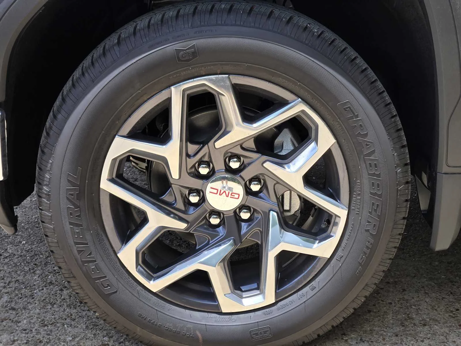 2026 GMC Sierra 1500 SLT - Photo 7