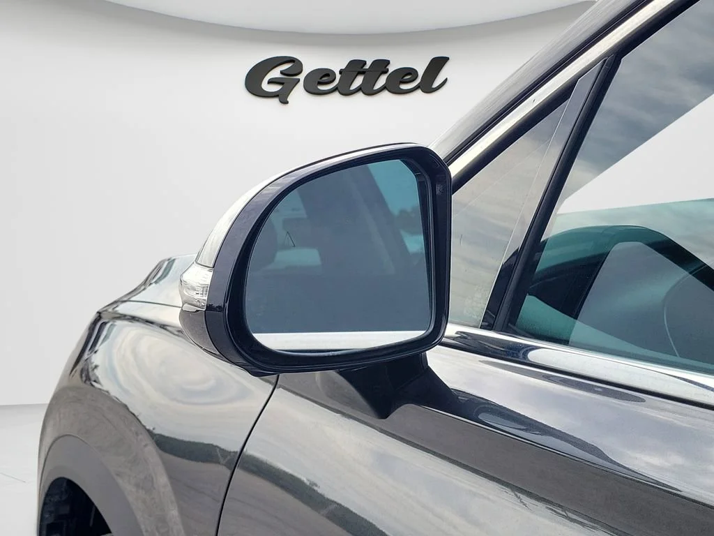 Used 2023 Gray Hyundai SEL image 28