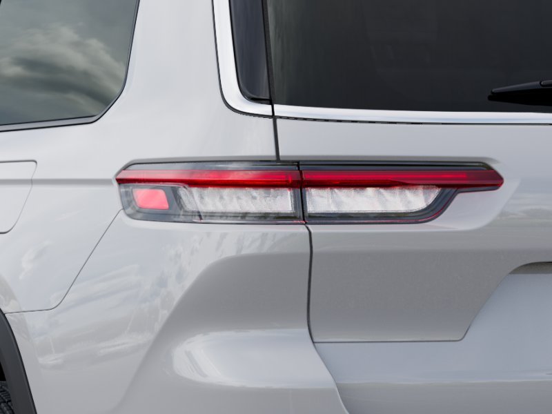 New 2025 Bright White Clear-Coat Exterior Paint Jeep Limited image 50