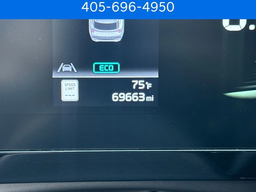 Pre-Owned 2023 Kia Sportage Hybrid LX