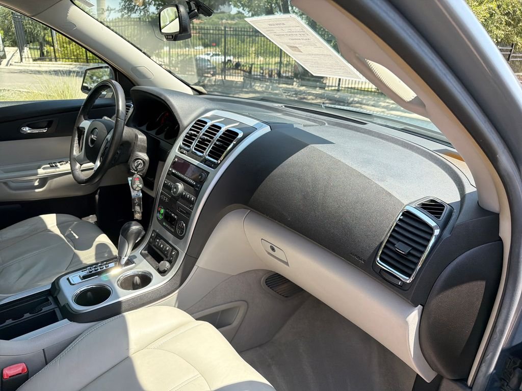Used 2008 Blue GMC SLT-2 image 40