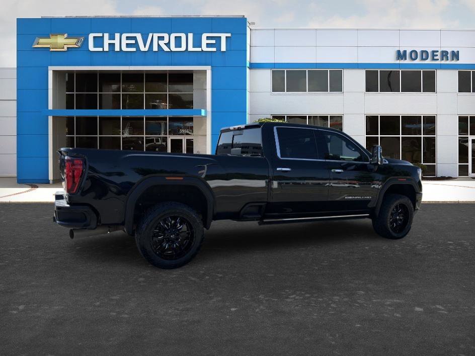 Used 2021 Ebony Twilight Metallic GMC Denali image 4