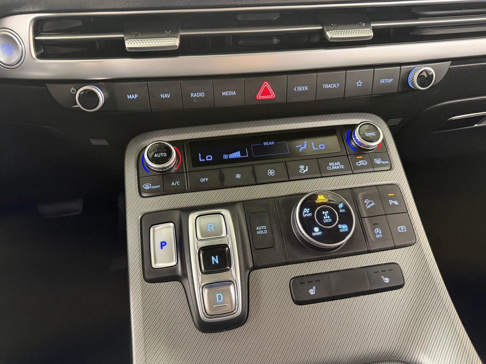 Used 2024 Black Hyundai XRT image 19