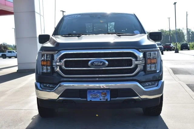 Used 2023 Gray Ford XLT image 3