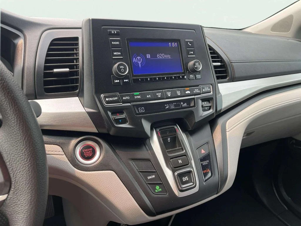 Used 2019 Modern Steel Metallic Honda LX image 9
