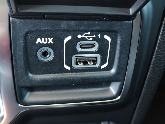 New 2026 Anvil Clear-Coat Exterior Paint Jeep Mojave image 18