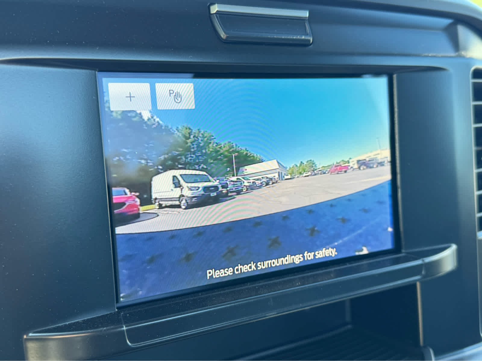 2025 Ford F-350 Super Duty Chassis Cab XL - Photo 19