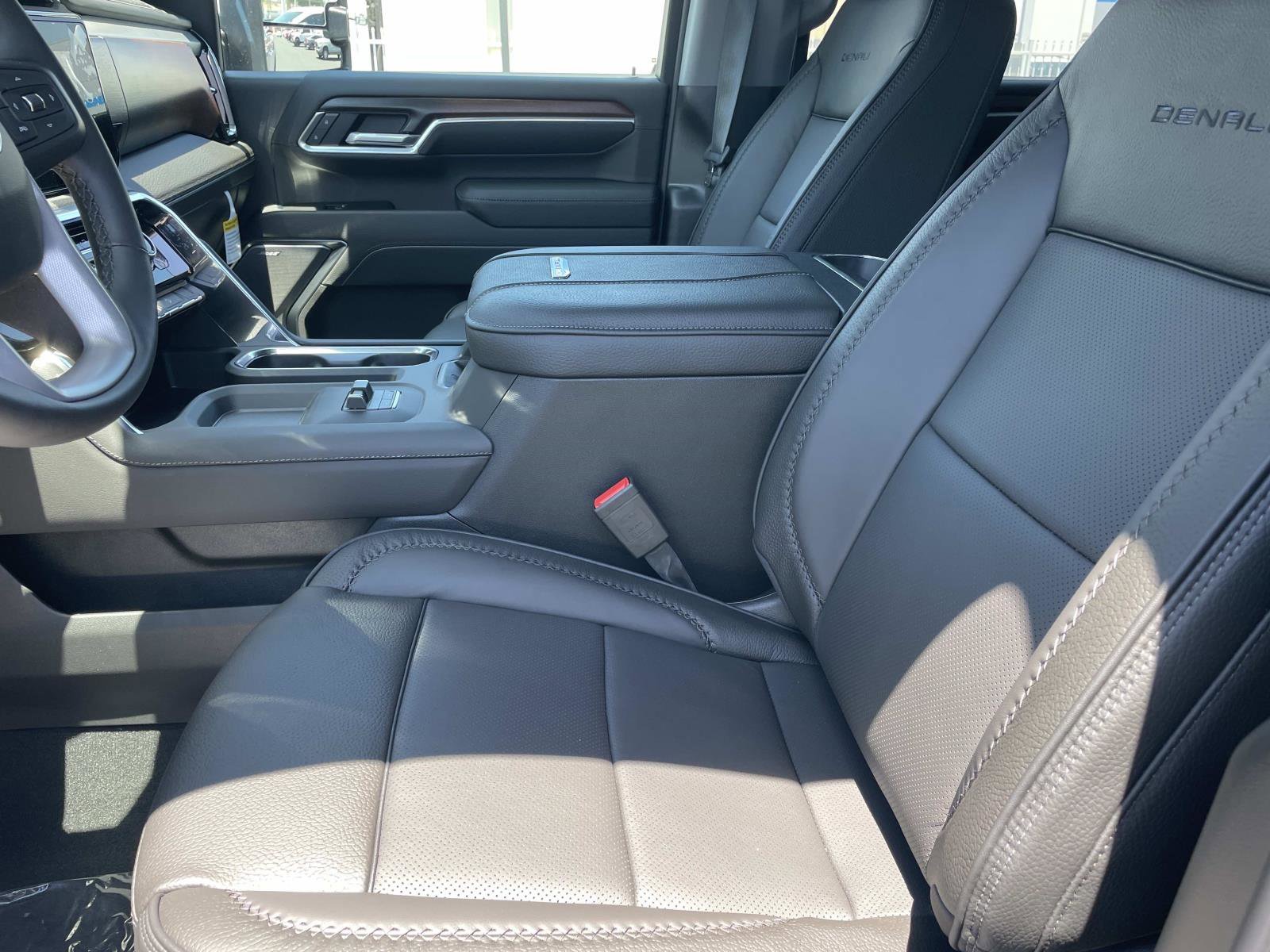 2026 GMC Sierra 2500HD Denali - Photo 22