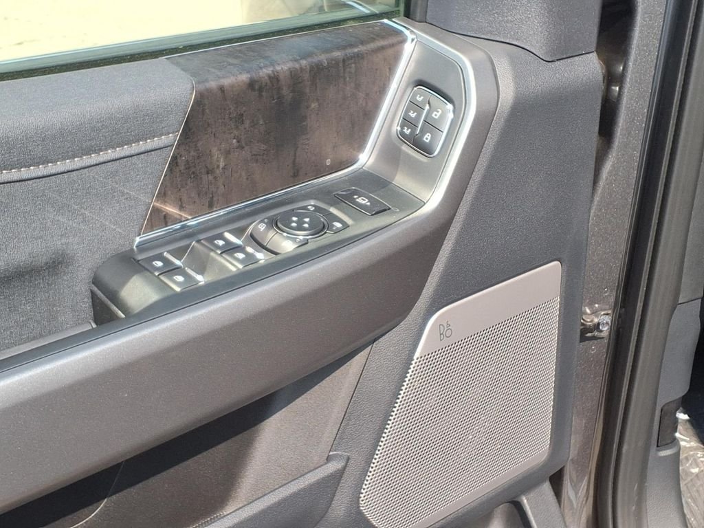 New 2026 Carbonized Gray Metallic Ford F-350® Lariat® image 11