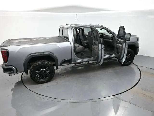 Used 2025 Sterling Metallic GMC AT4 image 44