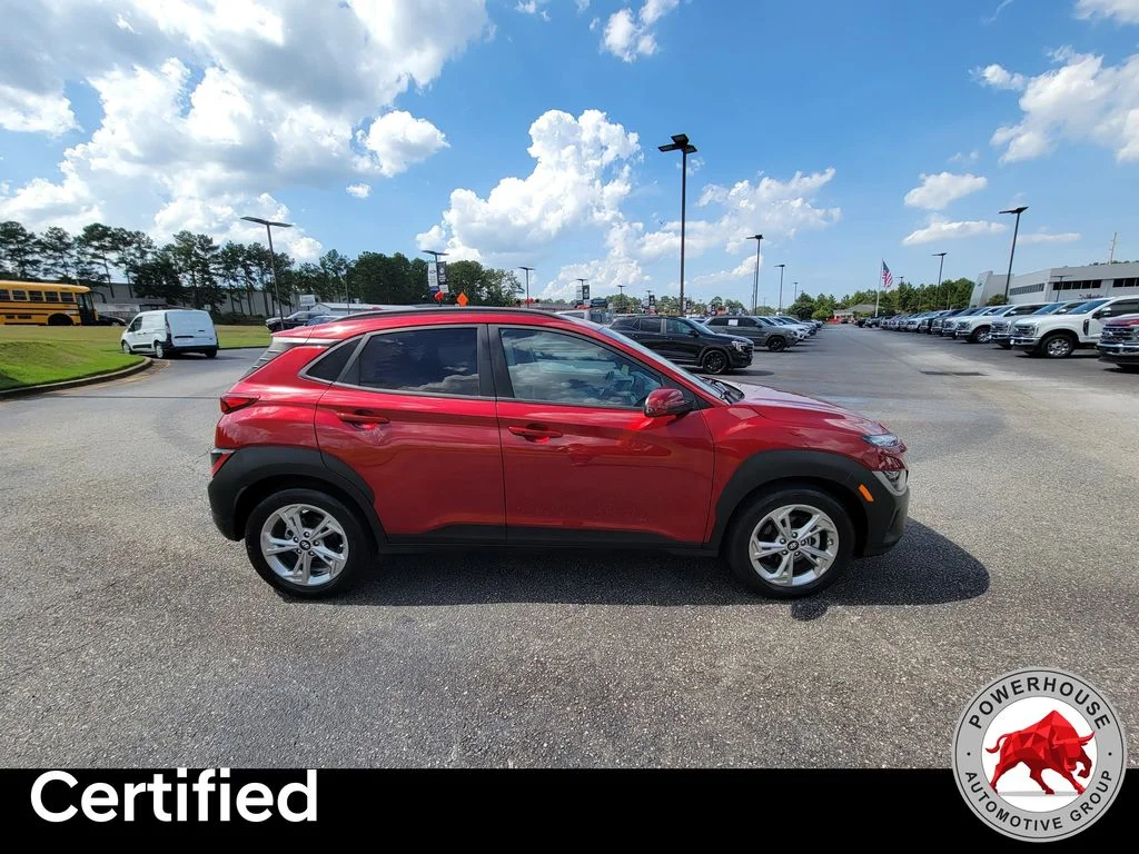 Used 2023 Red Hyundai SEL image 6
