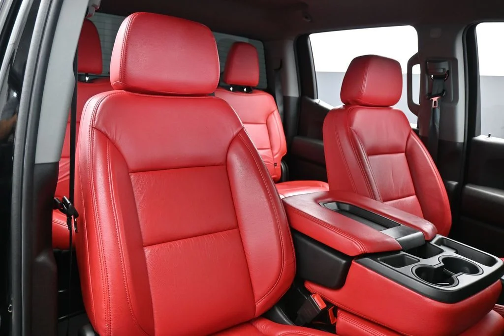 Used 2022 Black Chevrolet Custom image 41