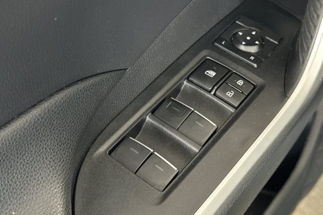 Used 2023 Lunar Rock Toyota XLE Premium image 16