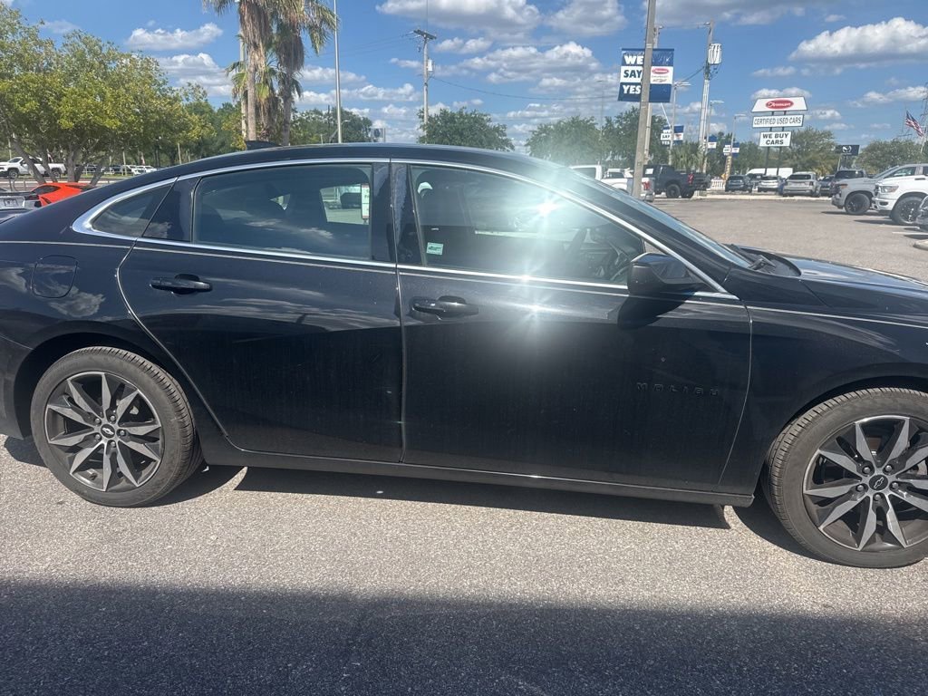 Used 2020 MOSAIC BLACK METALLIC Chevrolet RS image 4
