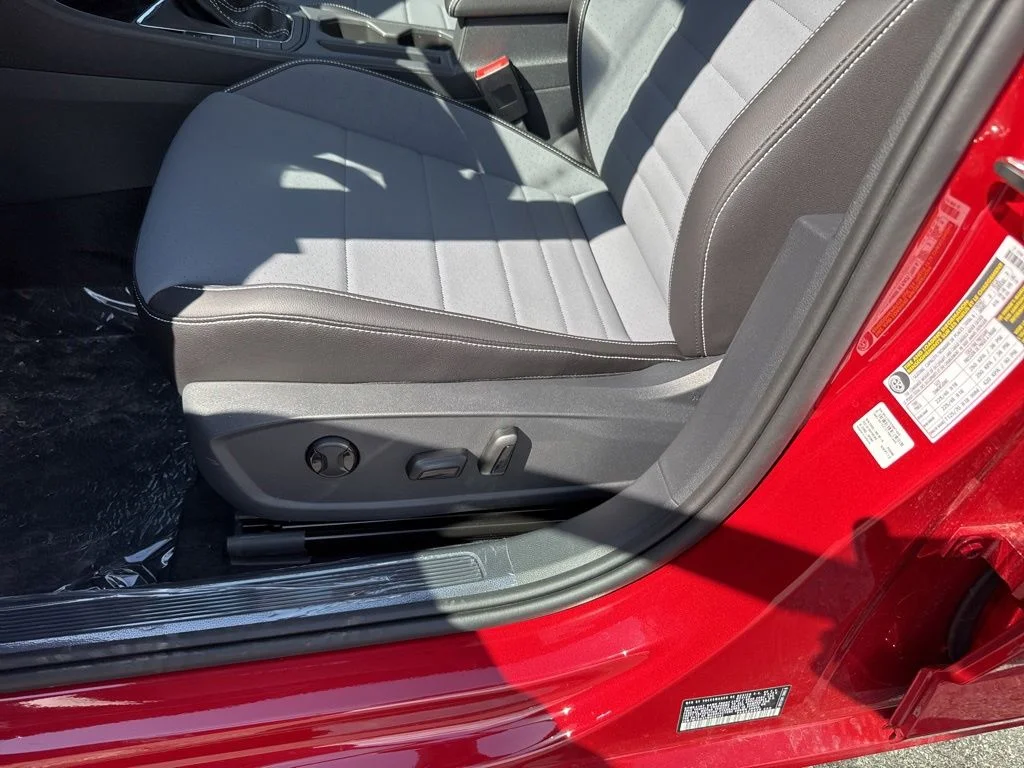 New 2026 Red Volkswagen 1.5T SE image 18