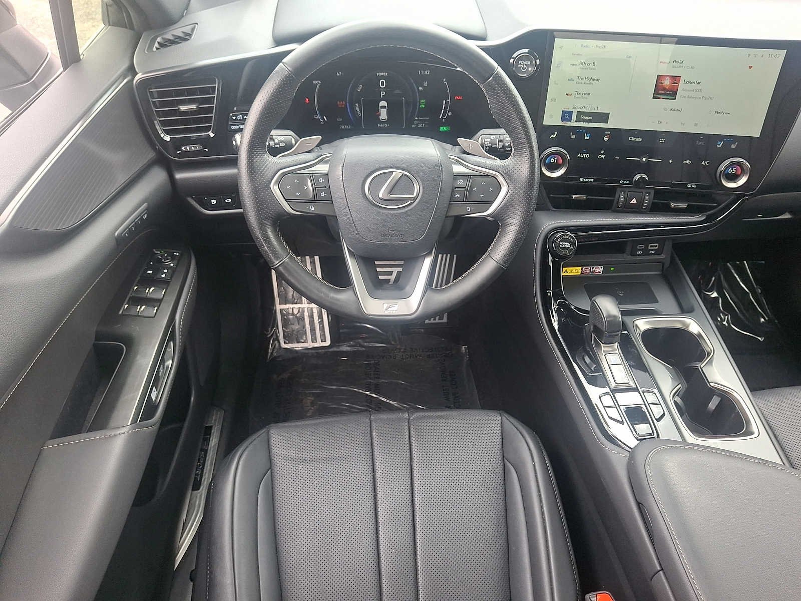 Used 2024  Lexus NX 450h+ F SPORT Handling image 12