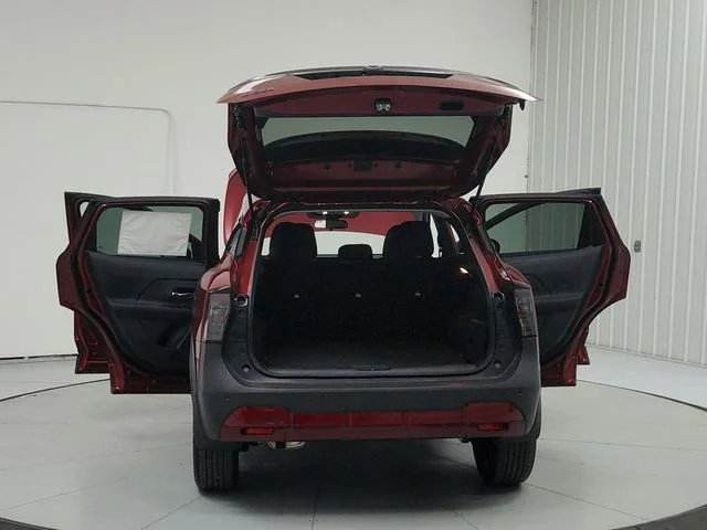 2026 Nissan KICKS SV - Photo 14