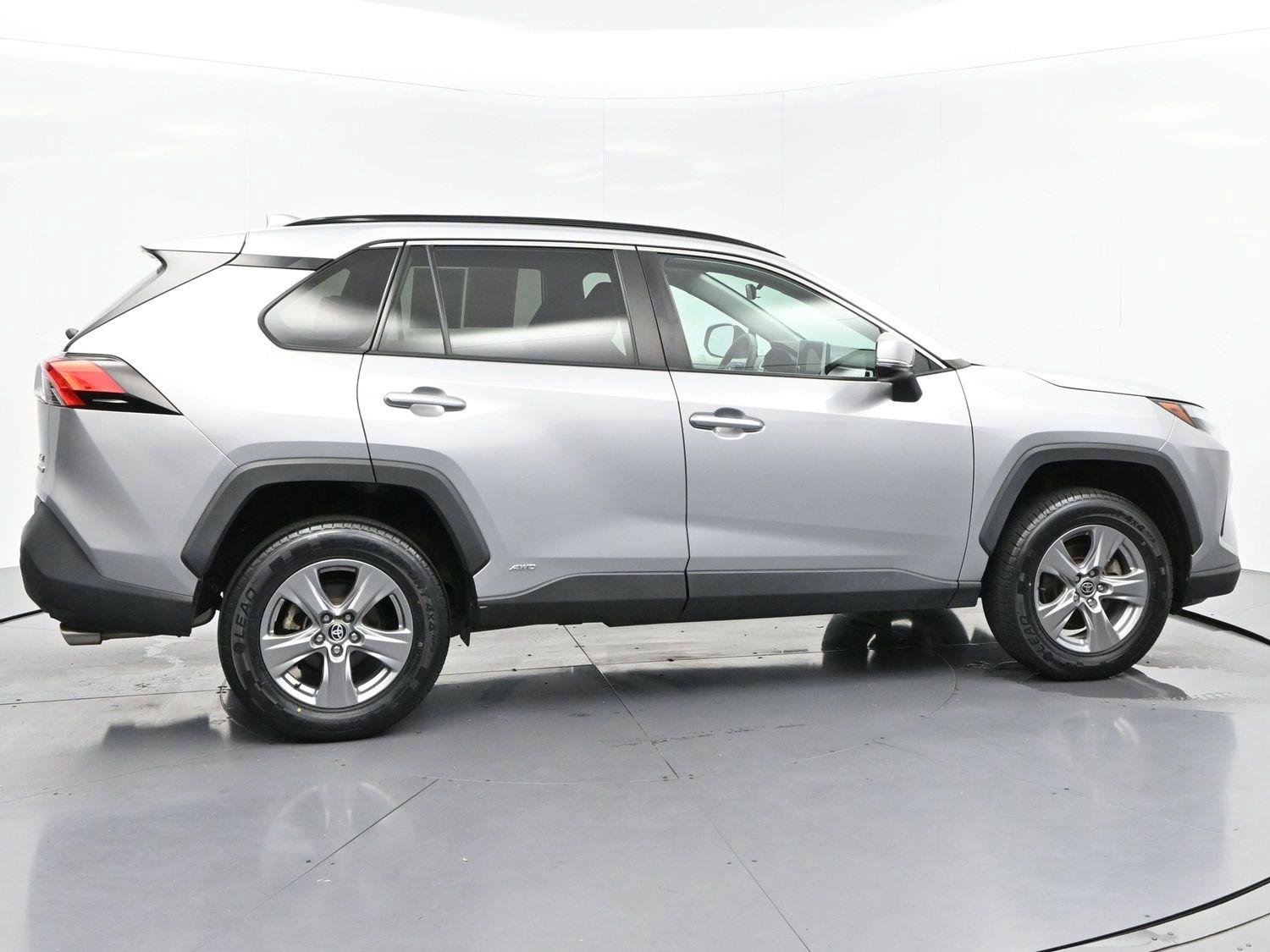 Used 2023 Silver Sky Metallic Toyota XLE image 8