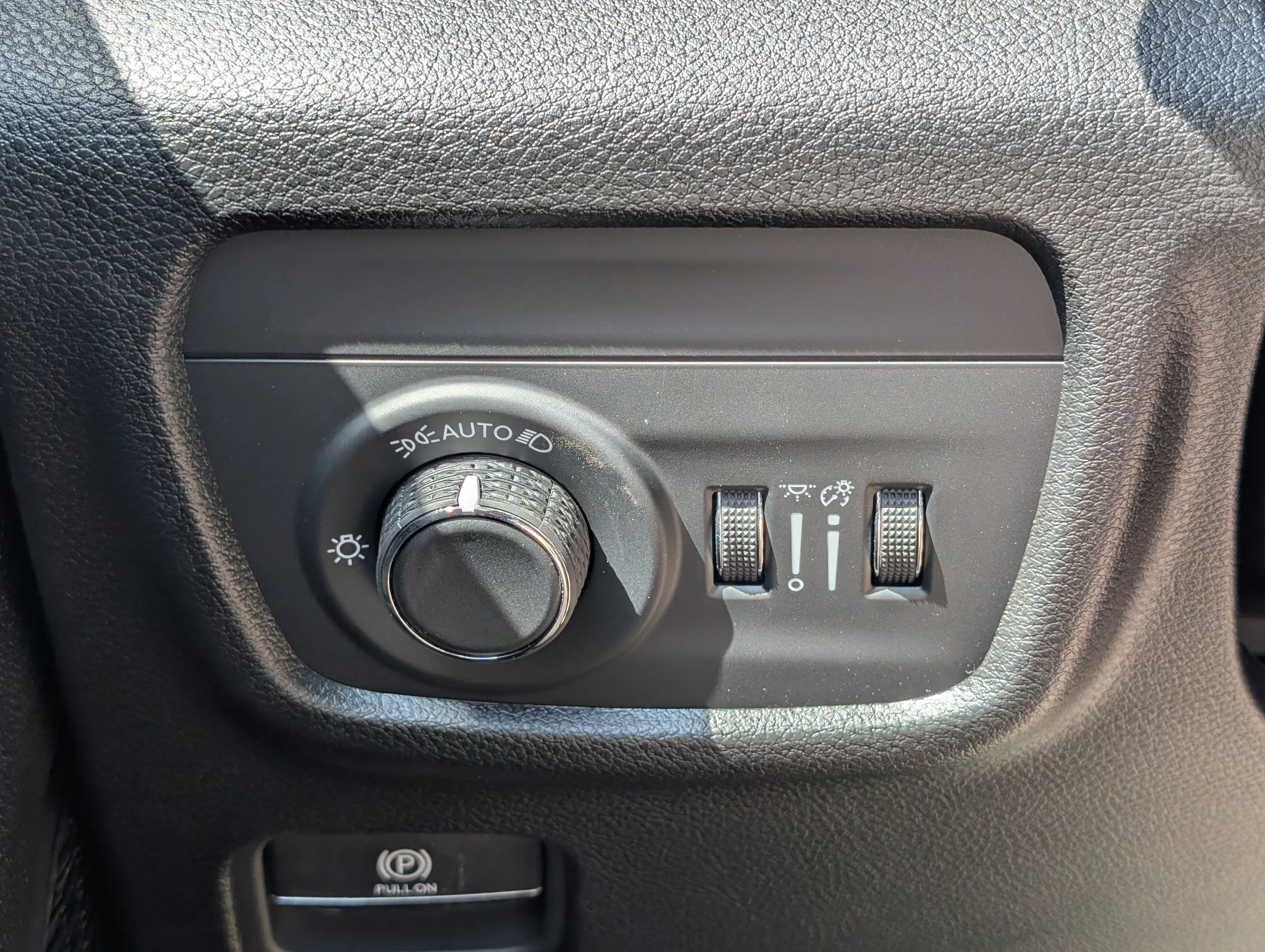 New 2025 Bright White Jeep Altitude image 27