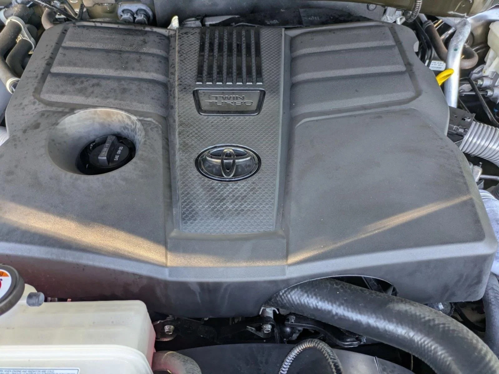 2024 Toyota Tundra Limited - Photo 21