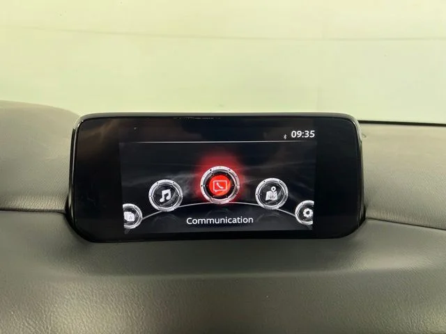 Used 2018 White Mazda Touring image 21