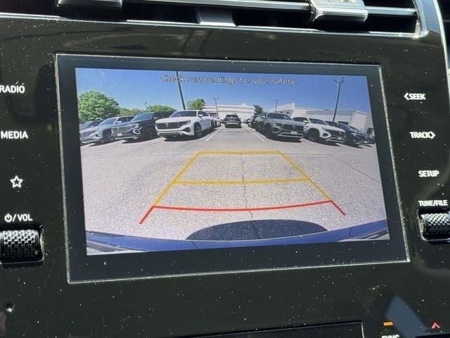 Used 2024  Hyundai SEL image 4