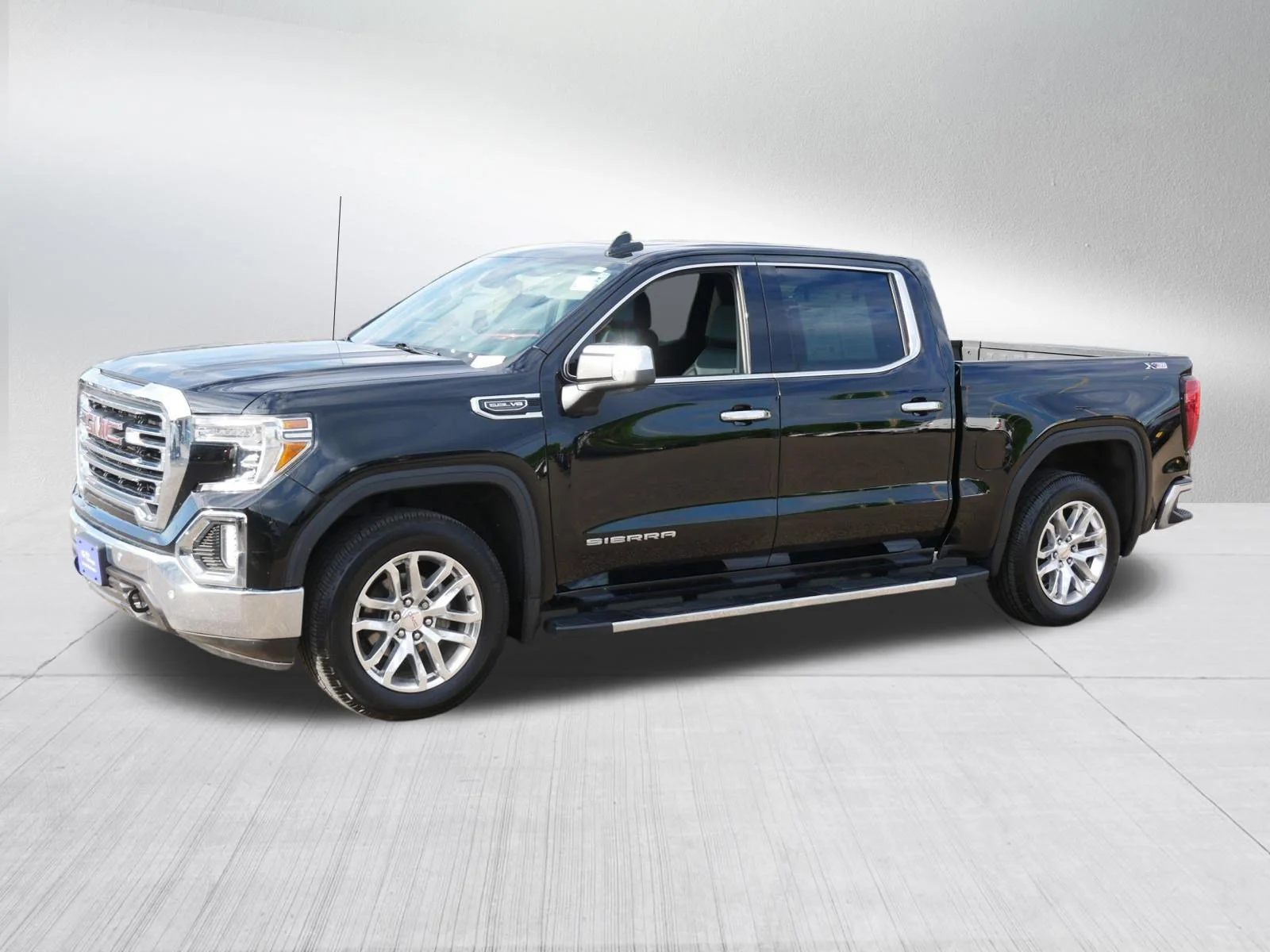 Certified Used 2020 Onyx Black GMC SLT image 3