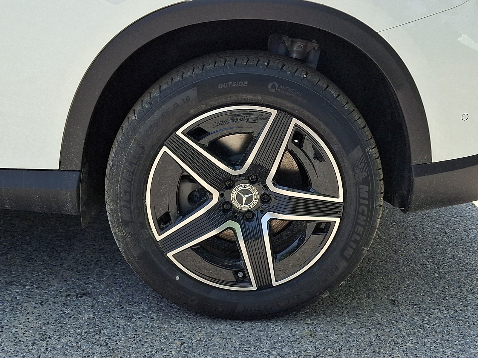 New 2026 Polar White Mercedes-Benz GLC 300 image 7