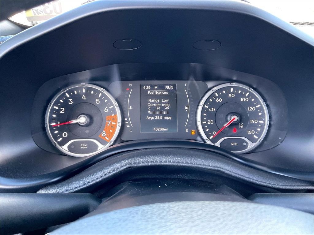 Used 2023 Black Clearcoat Jeep Latitude image 23