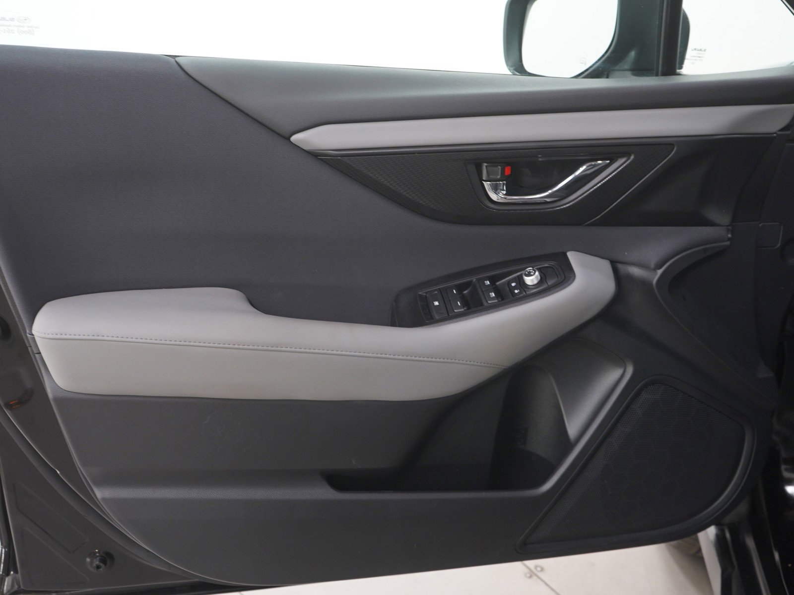 Used 2023 Crystal Black Pearl Subaru Premium image 19