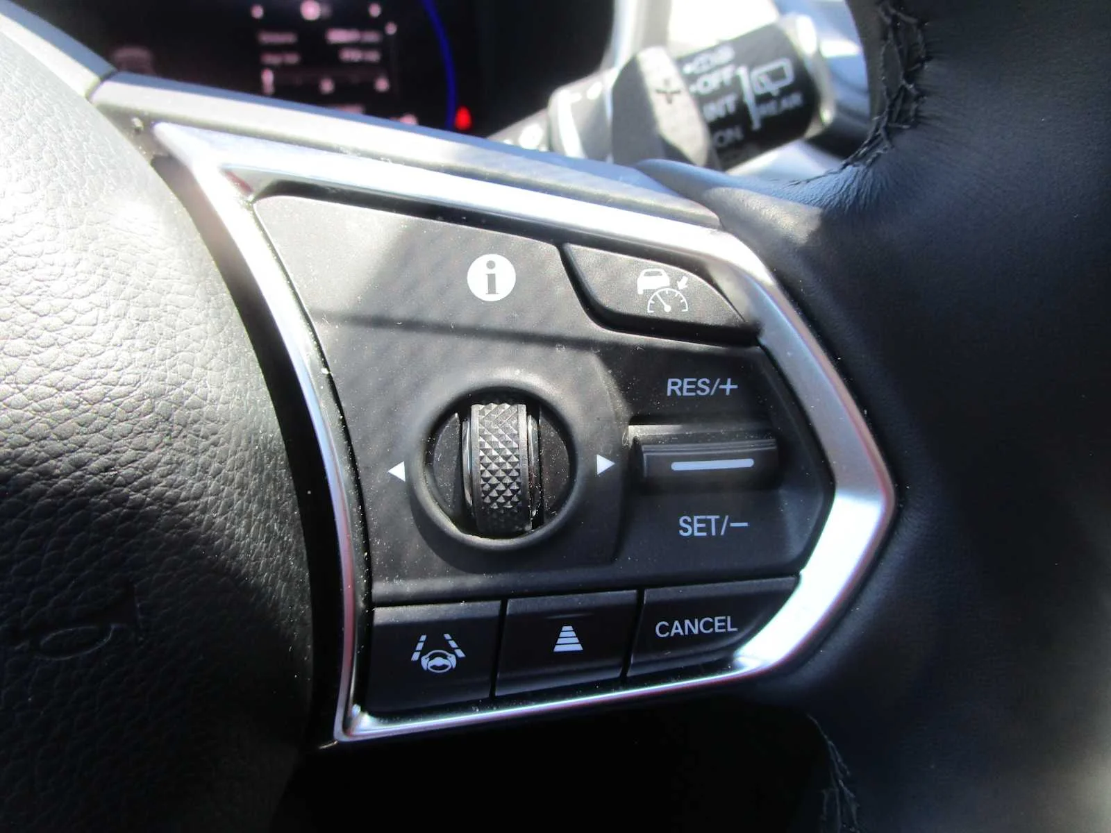 Certified Used 2026 Solar Silver Metallic Acura  image 33