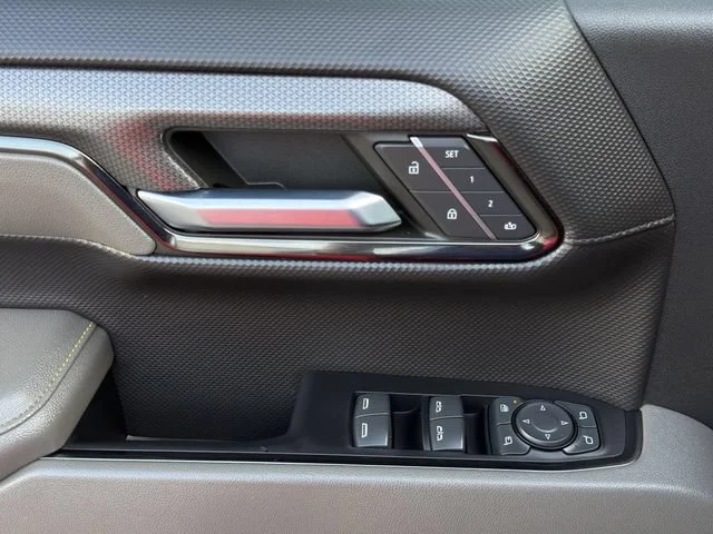 2022 Chevrolet Silverado 1500 ZR2 - Photo 29