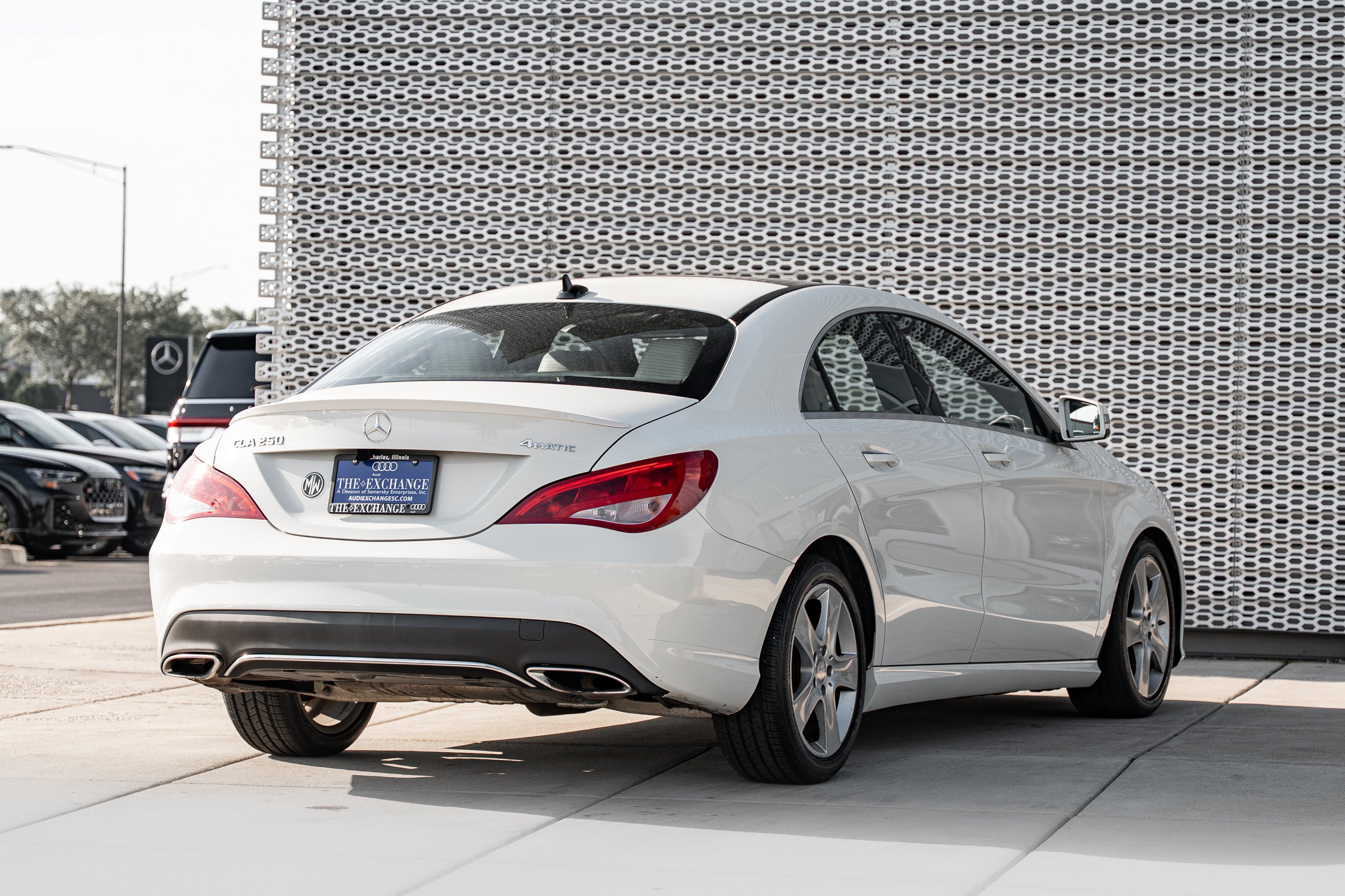Used 2017 Cirrus White Mercedes-Benz CLA 250 image 4