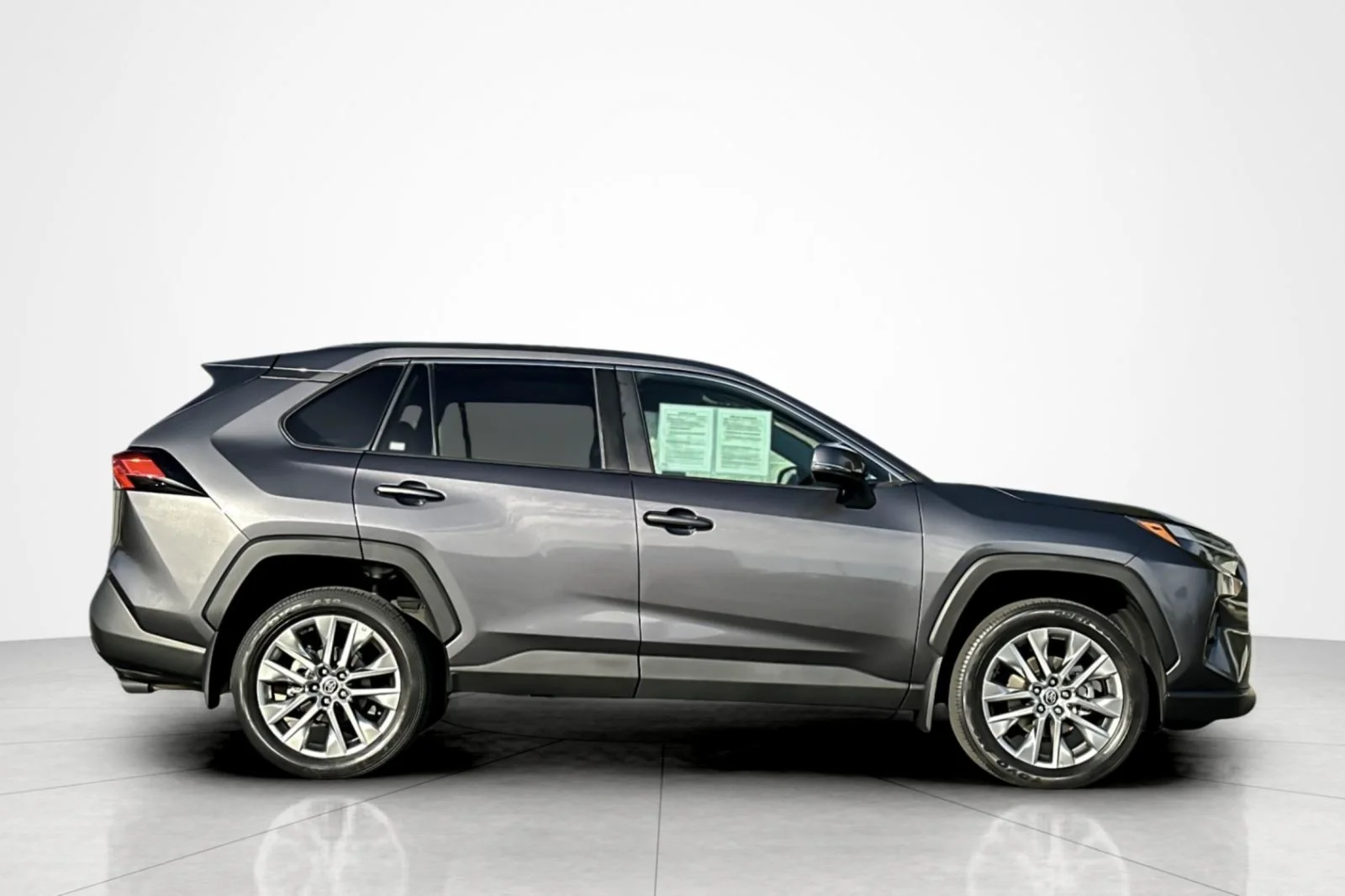 Certified Used 2024 MAGNETIC GRAY Toyota XLE Premium image 6