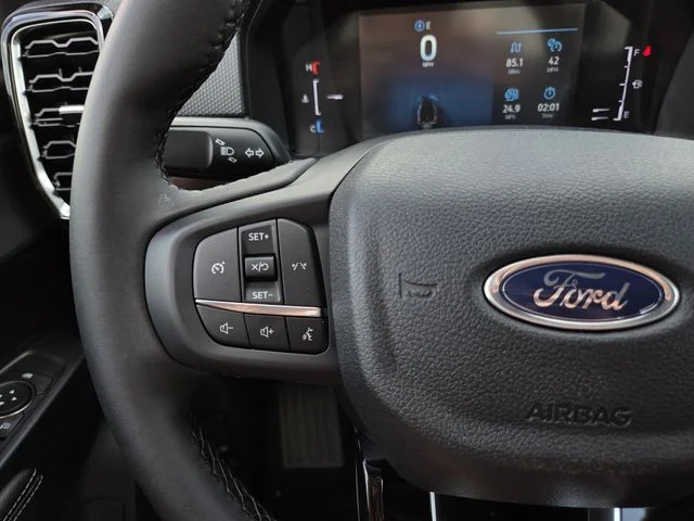 New 2026 Oxford White Ford XLT image 19
